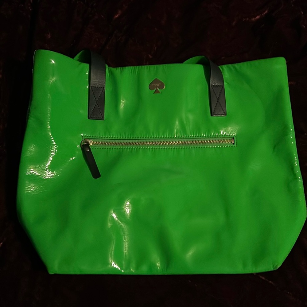 Lime green Kate Spade purse. EUC. A little bit of fraying, shown in pics.